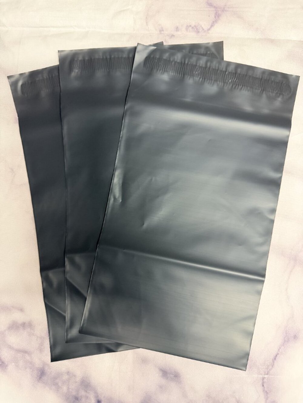 40 Dark Gray Recycled Designer 6x9 polymailers